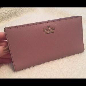 Kate Spade Wallet (BRAND NEW)